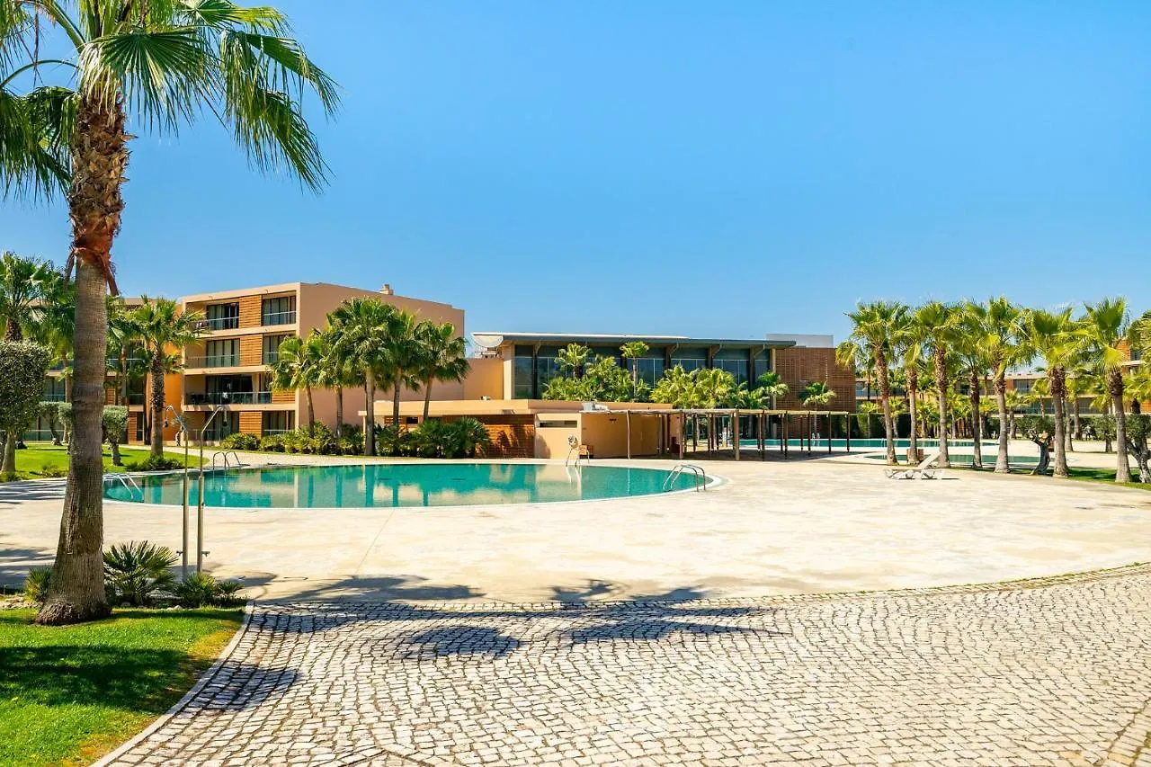 Wah Family Holidays In Salgados W S-Pool & Garden Guia  0*, Guia (Faro)