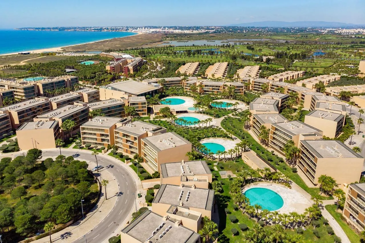 Wah Family Holidays In Salgados W S-Pool & Garden Guia  Apartment