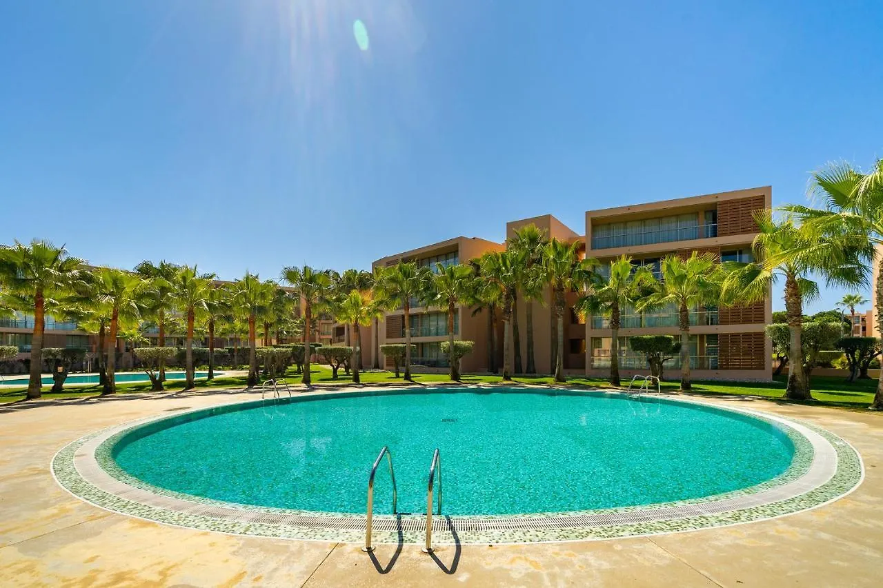 Wah Family Holidays In Salgados W S-Pool & Garden Guia  Guia (Faro)